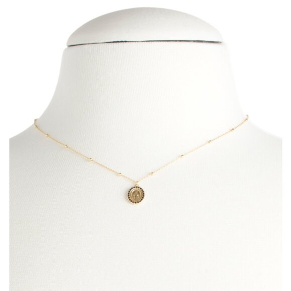 LUCIA MARA Made In Italy 18kt Gold Plated Miraculous Medal Pendant Necklace - Picture 3 of 3